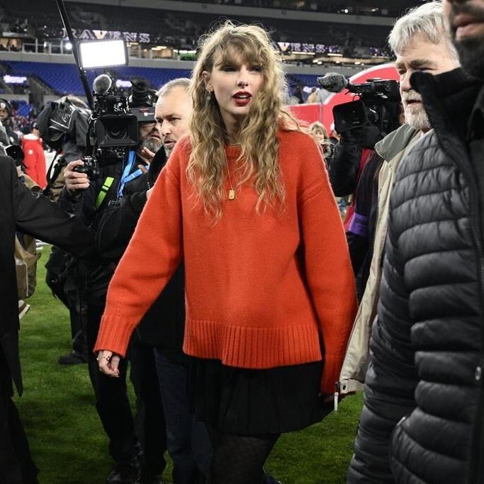 Why Taylor Swift's globe-trotting in private jets is getting scrutinized